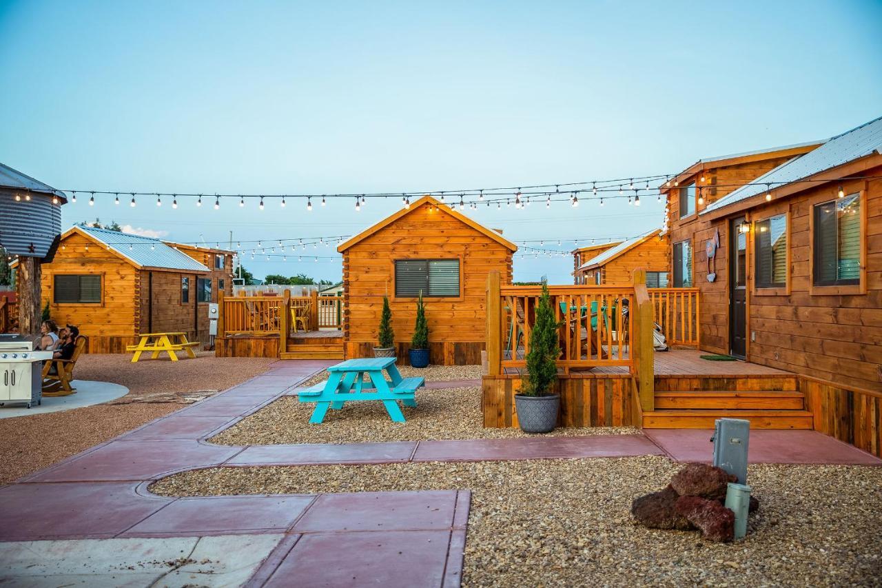 The Big Texan - Cabins And Wagons Amarillo Esterno foto