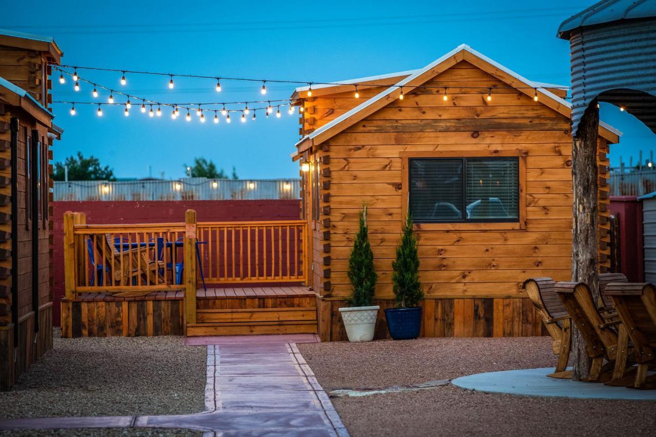 The Big Texan - Cabins And Wagons Amarillo Esterno foto